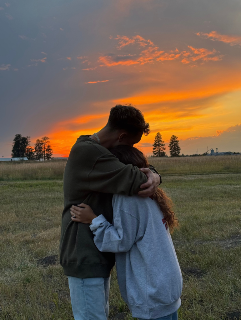 How to help your friend in a toxic relationship