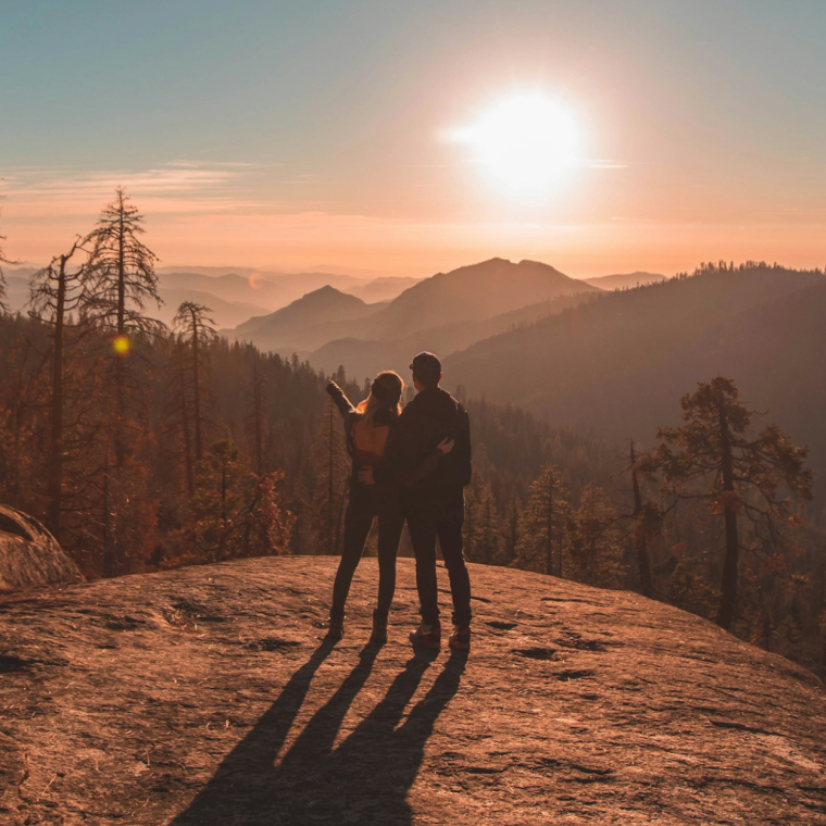 5 tips for letting go of emotional baggage.
